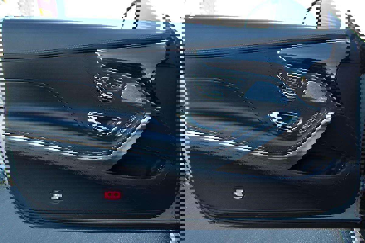 Used 2015 Mercedes-Benz S 550 4MATIC Coupe image 33