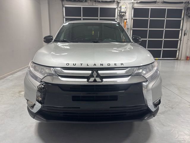 Used 2018 Mitsubishi Outlander LE FWD image 3