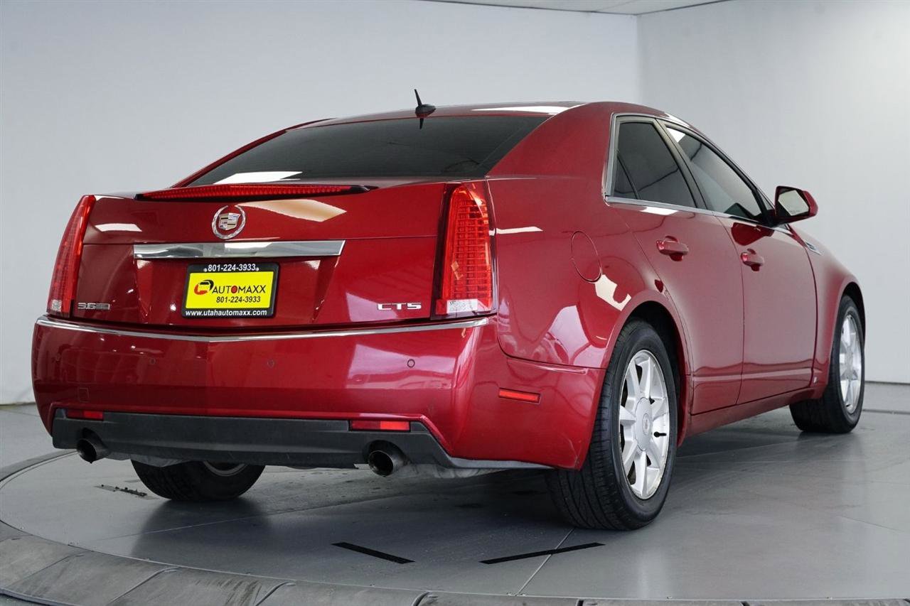 Used 2008 Cadillac CTS 3.6 w/ Luxury Level Two Package RWD image 7
