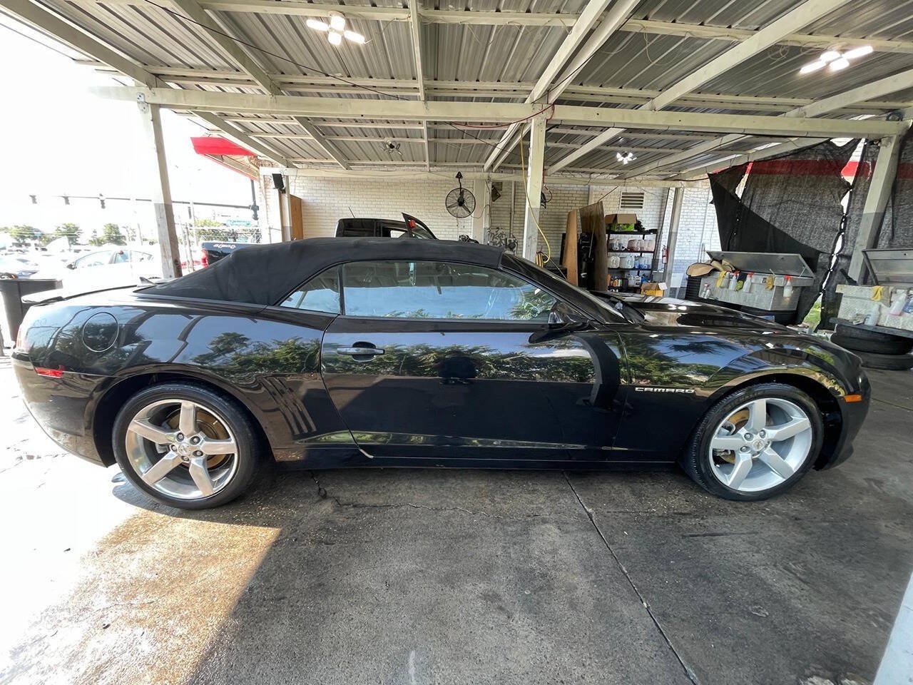 Used 2014 Chevrolet Camaro LT RWD image 5
