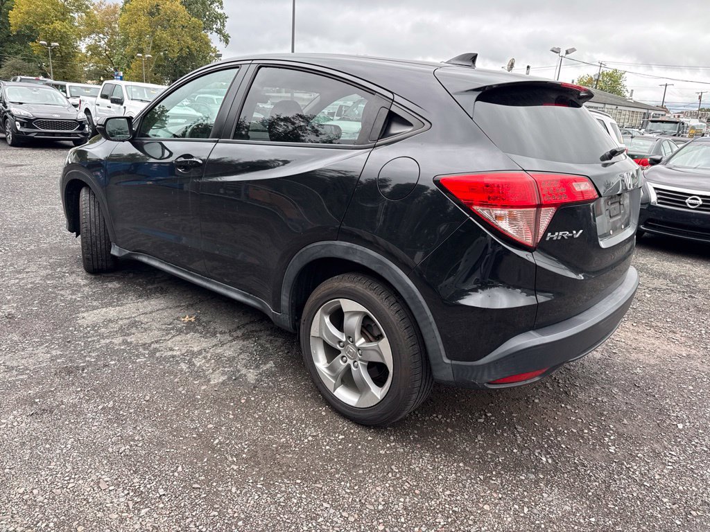 Used 2017 Honda HR-V EX image 5