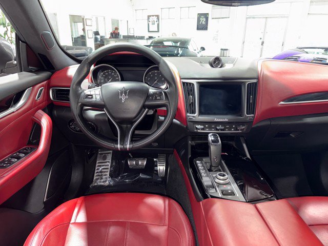 Used 2020 Maserati Levante GranSport image 62