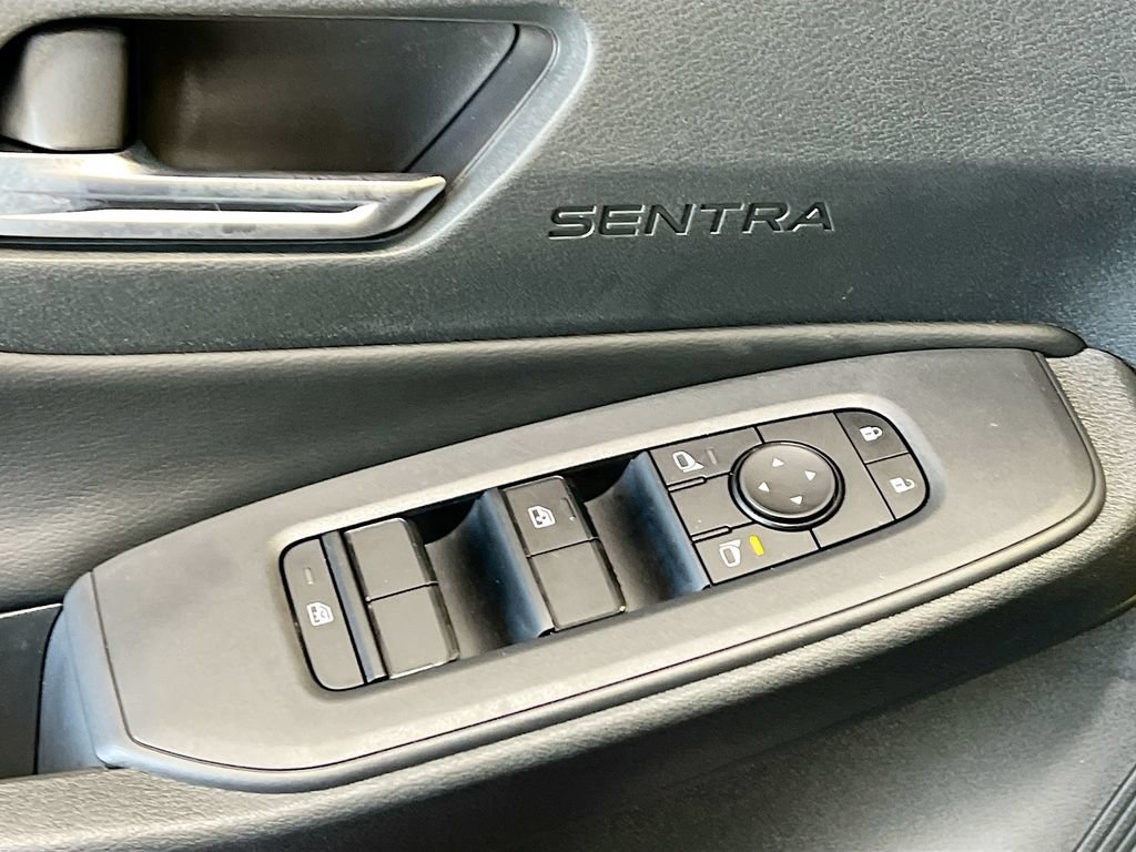 New 2026 Nissan Sentra SV w/ SV Convenience Package FWD image 17