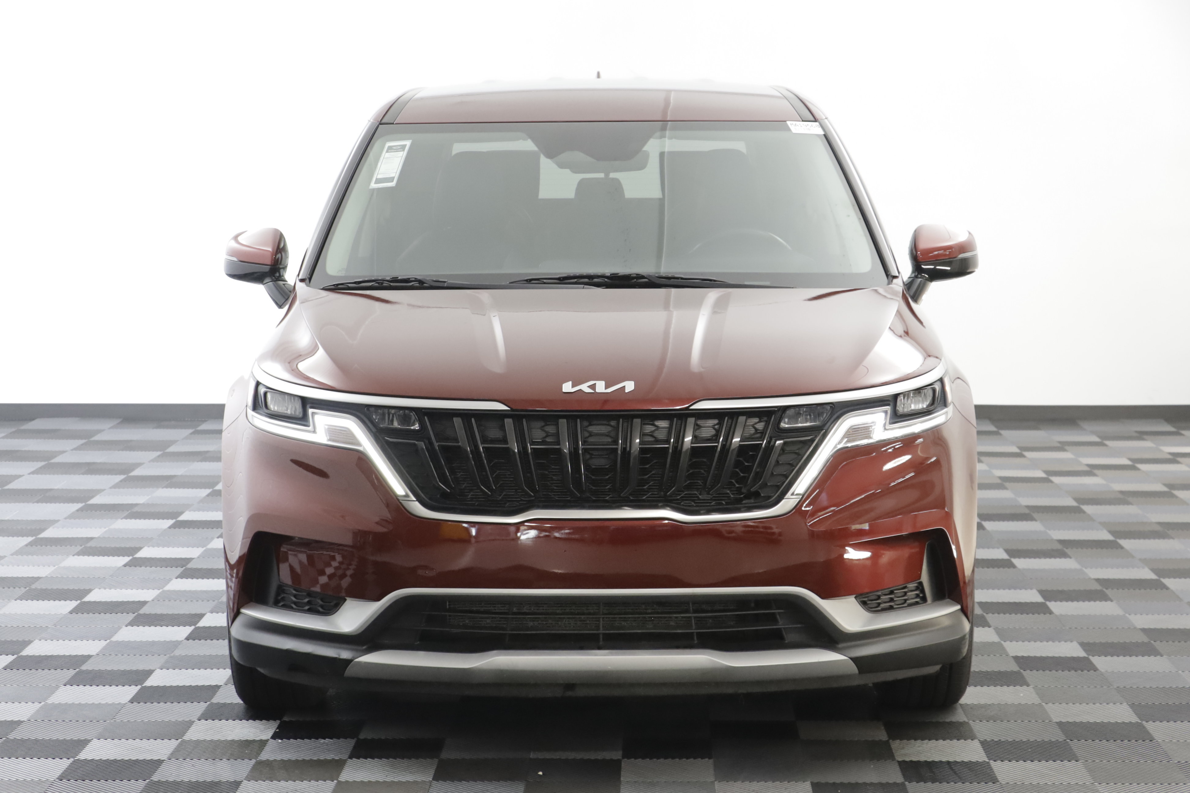 Used 2024 Kia Carnival LX FWD image 27