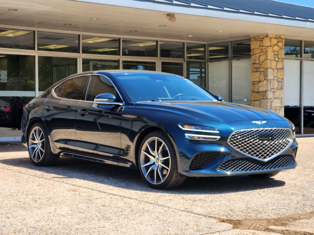 Used 2023 Genesis G70 2.0T RWD image 3