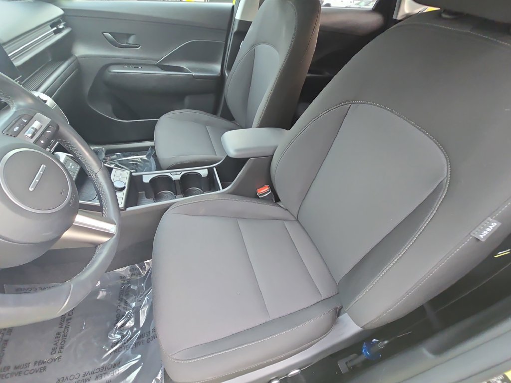 Used 2025 Hyundai Kona SEL AWD/4WD image 14
