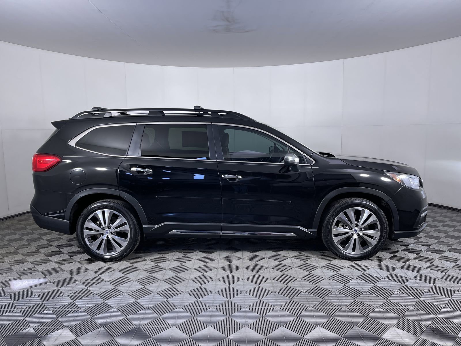 Used 2020 Subaru Ascent Touring AWD/4WD image 10
