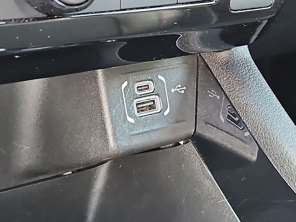 Used 2025 Jeep Compass Trailhawk AWD/4WD image 22