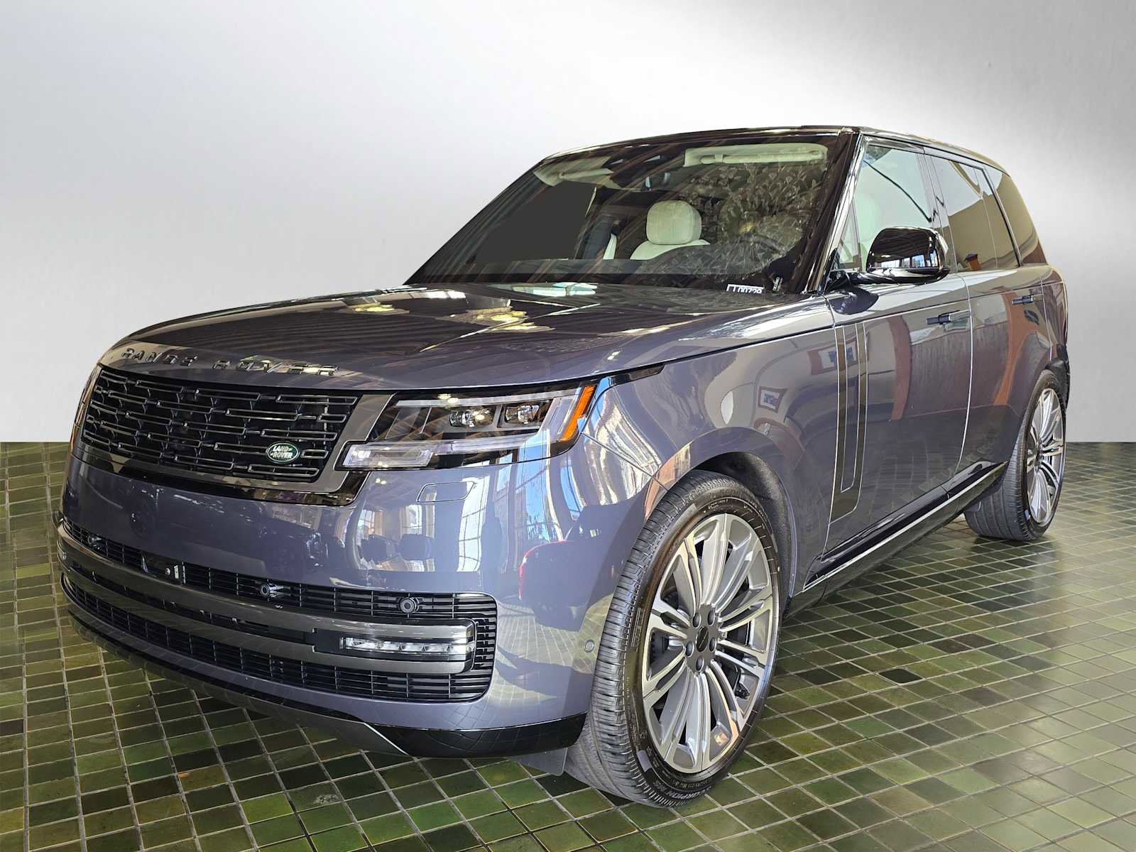 New 2026 Land Rover Range Rover SE image 7