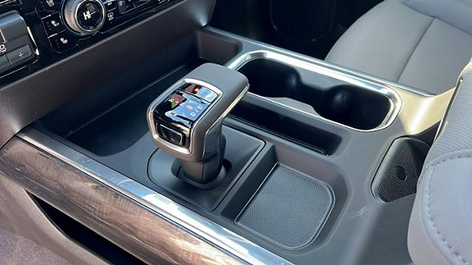 New 2026 Chevrolet Silverado 1500 LTZ w/ LTZ Premium Package image 24