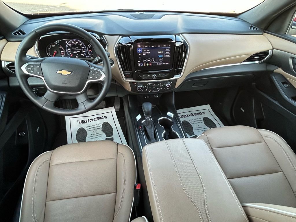 Used 2023 Chevrolet Traverse Premier image 12