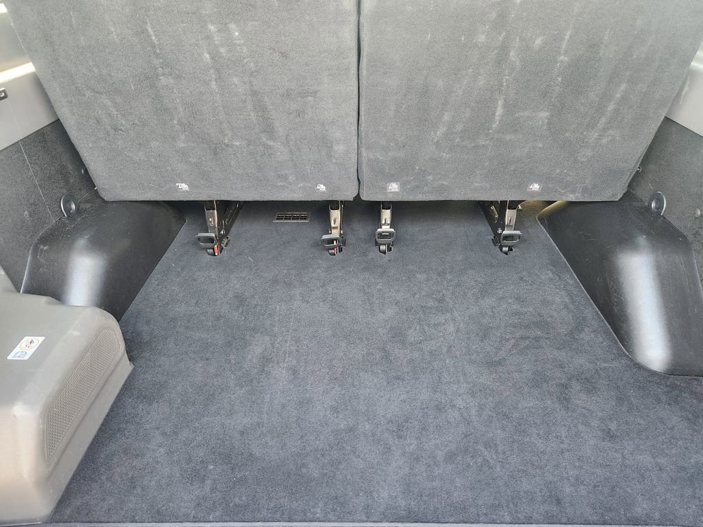 Used 2023 Ford Transit 350 XLT image 34