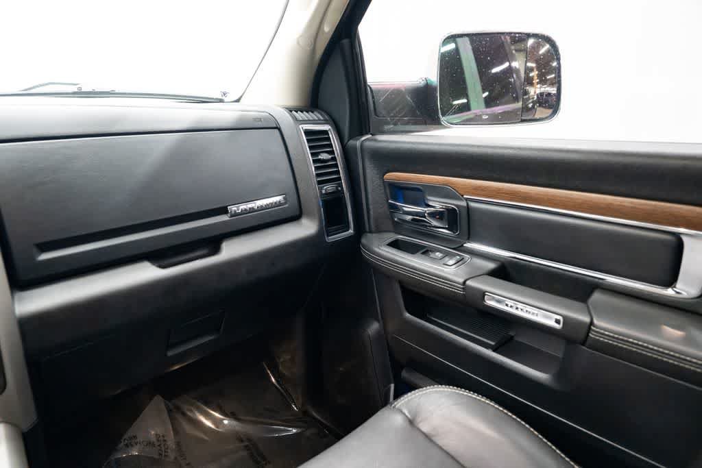 Used 2016 RAM 2500 Laramie w/ Convenience Group AWD/4WD image 11