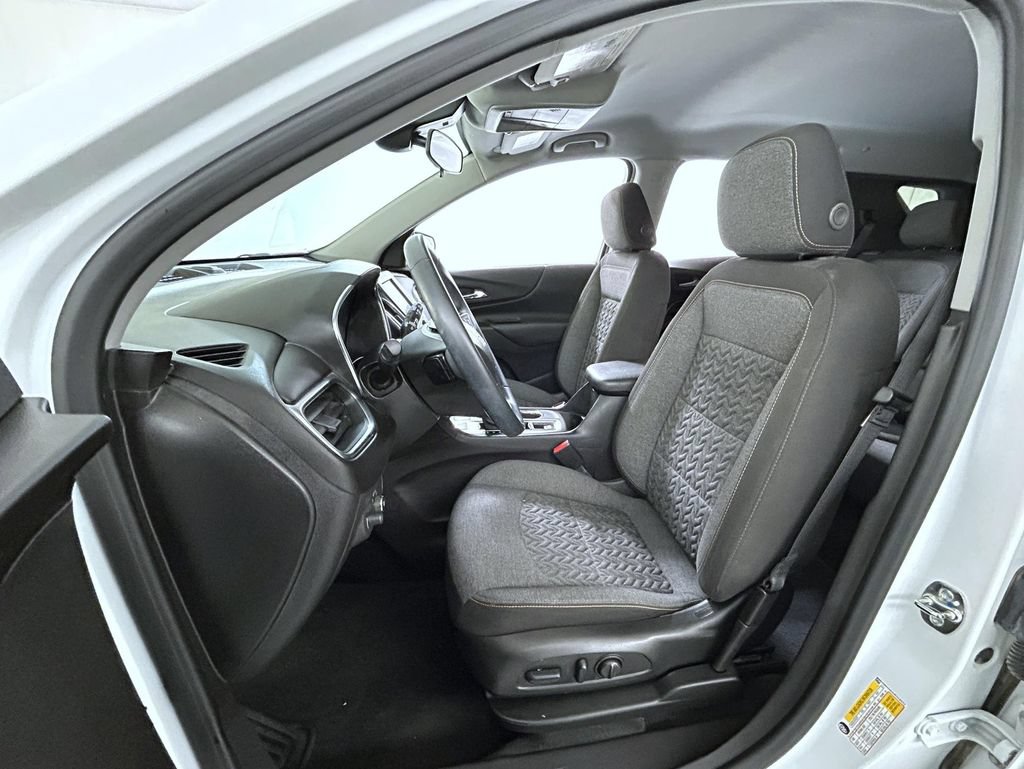 Certified 2024 Chevrolet Equinox LT w/ LPO, Cargo Package AWD/4WD image 11