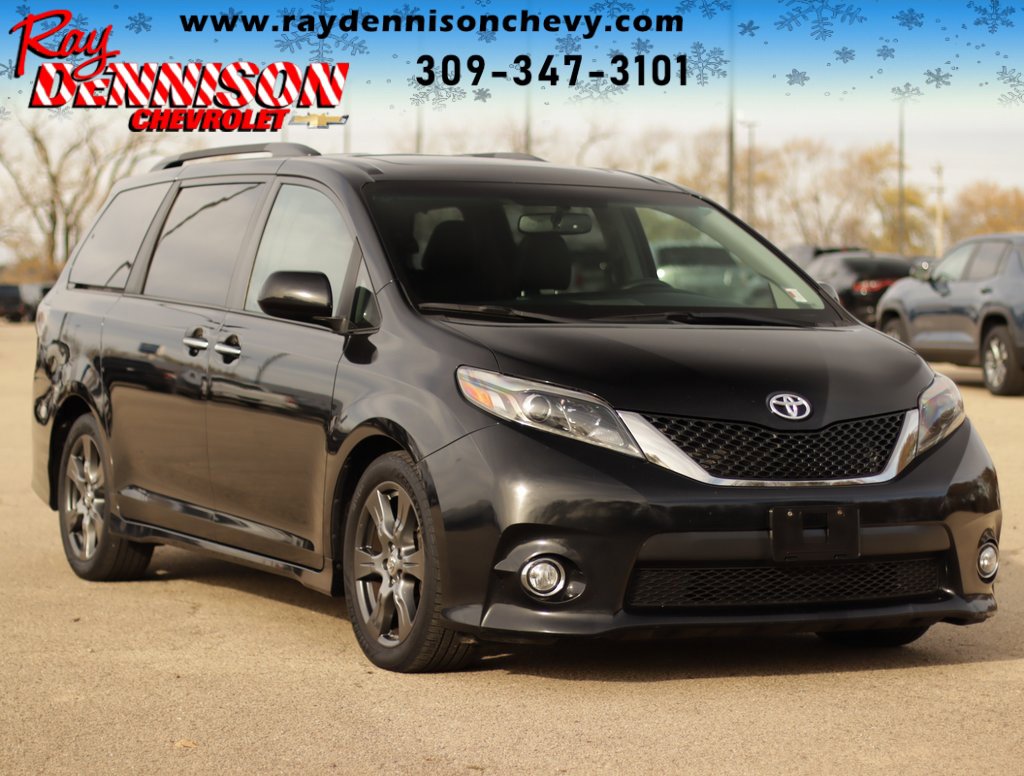 Used 2017 Toyota Sienna SE
