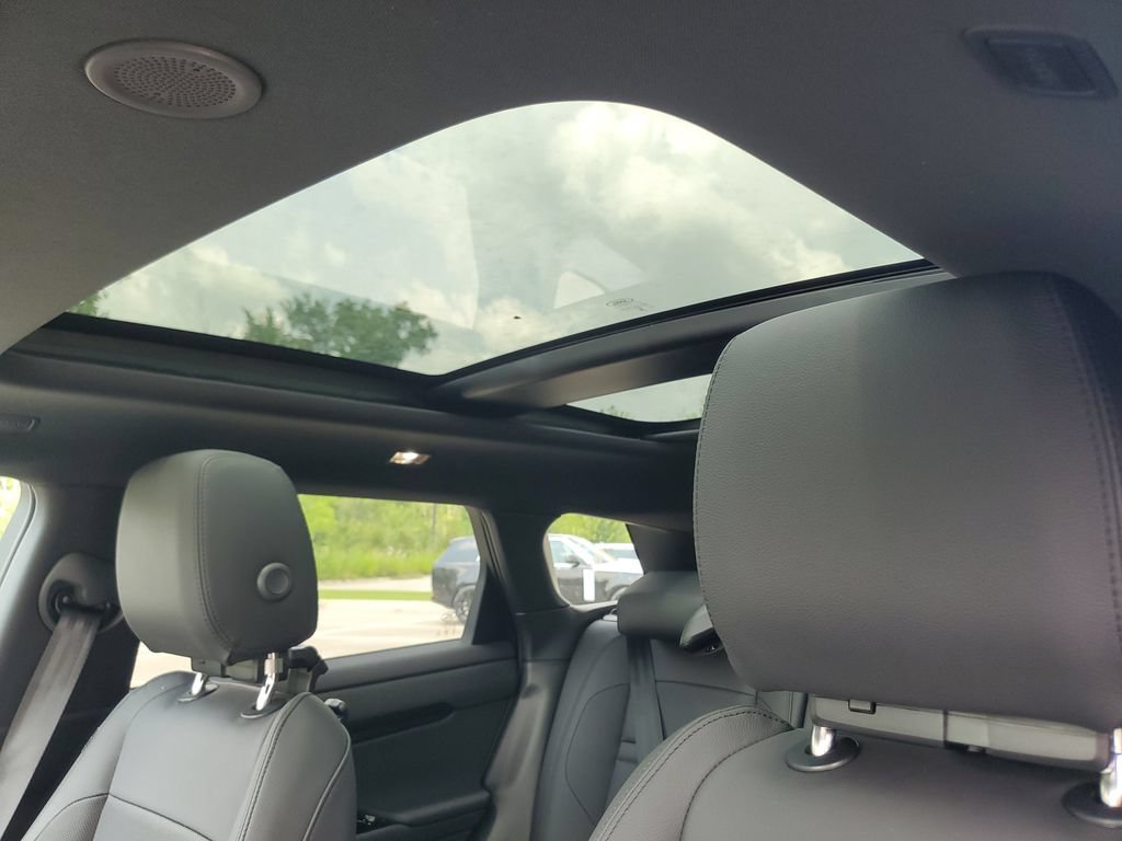 New 2026 Land Rover Range Rover Evoque S AWD/4WD image 11