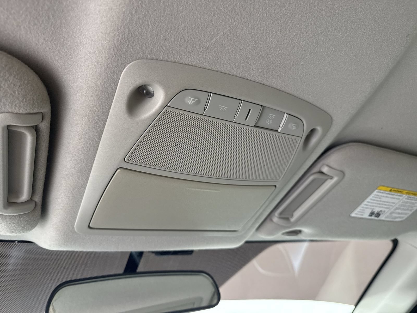 Used 2016 Nissan Sentra S FWD image 9