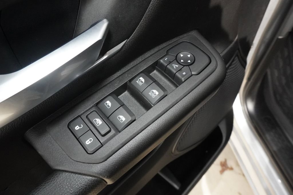 Used 2025 RAM 1500 Lone Star image 28