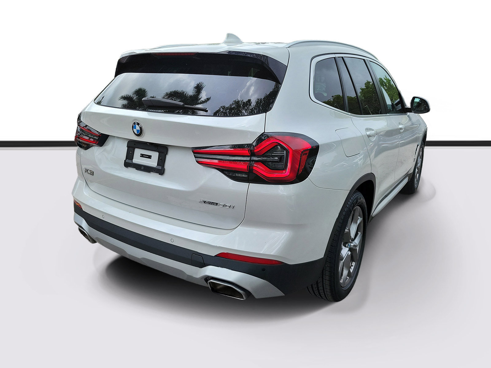 Used 2024 BMW X3 xDrive30i w/ Convenience Package AWD/4WD image 4