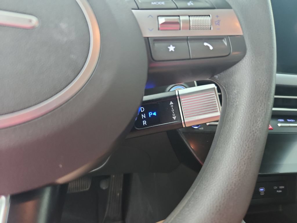 Used 2025 Hyundai Sonata SEL FWD image 30