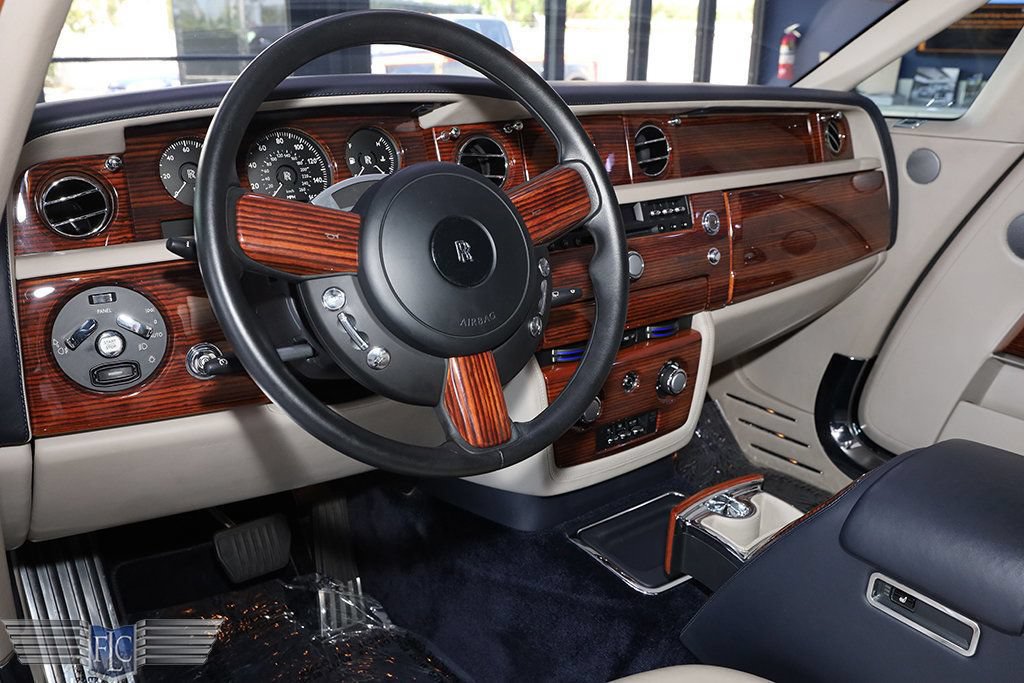 Used 2009 Rolls-Royce Phantom Coupe RWD image 22