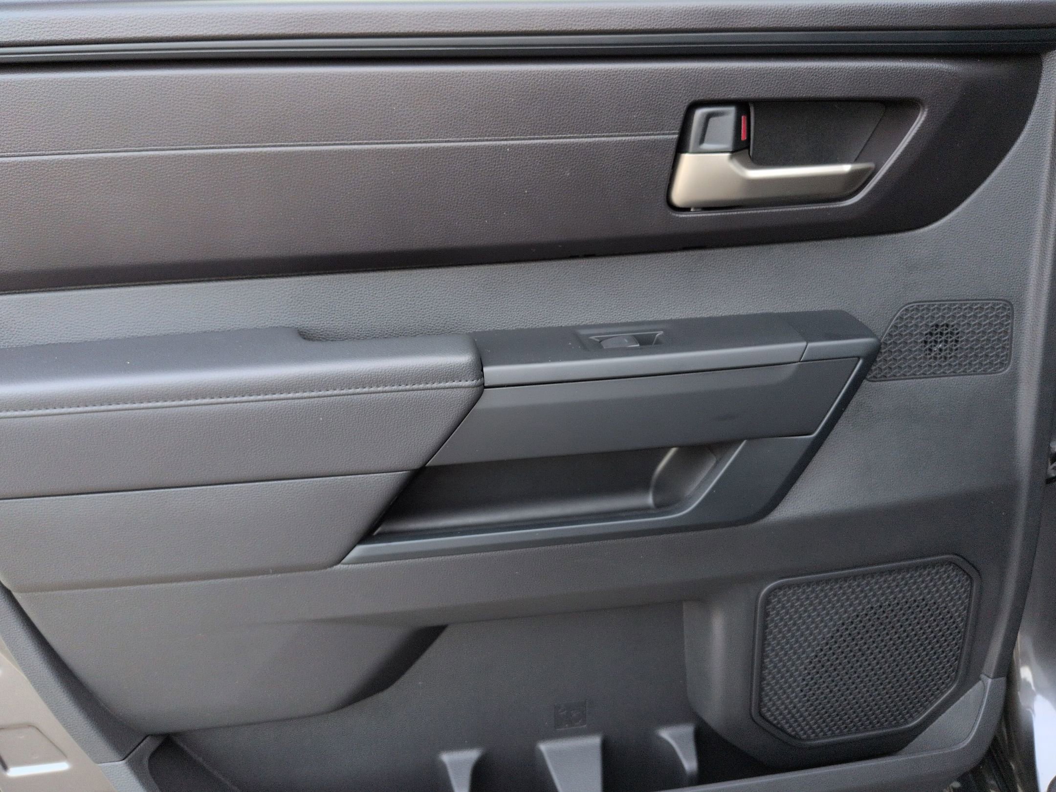 Used 2025 Toyota Tundra SR5 w/ SR5 Convenience Package image 26