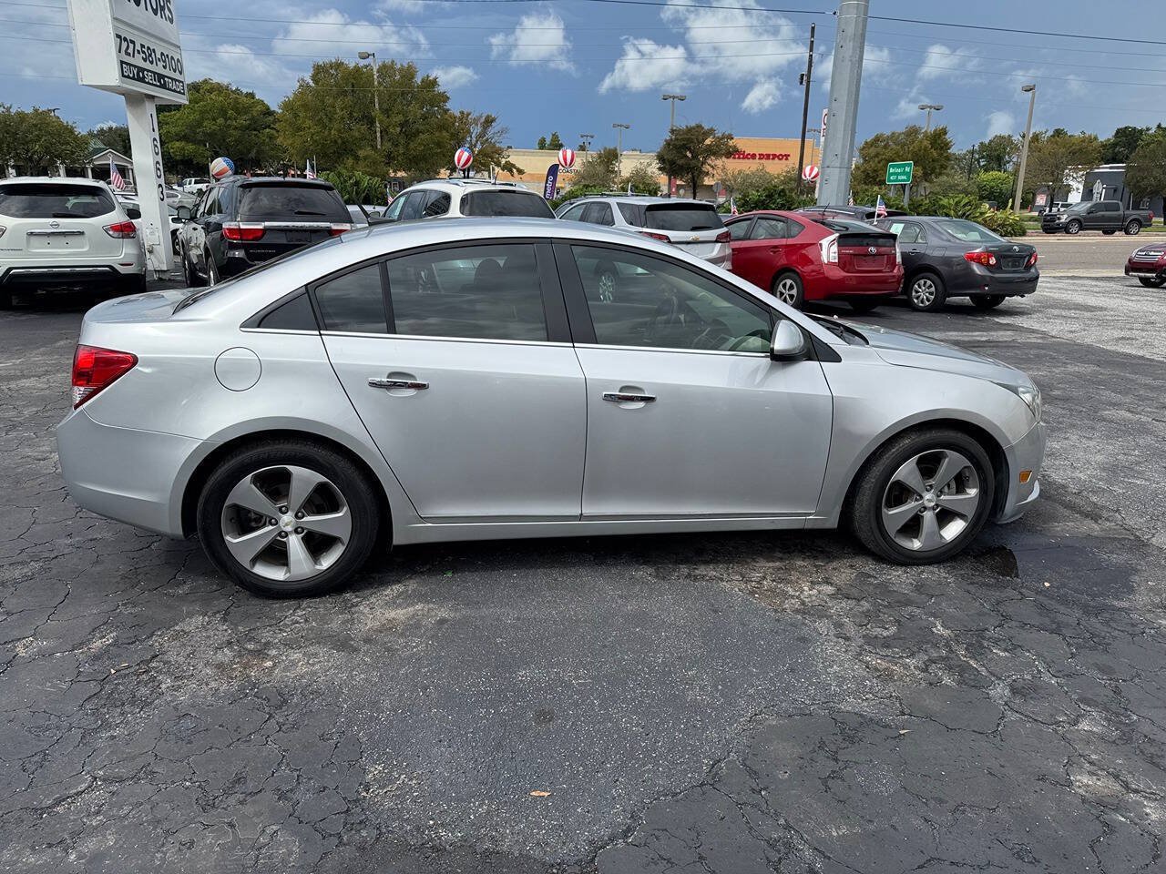 Used 2011 Chevrolet Cruze LTZ FWD image 9