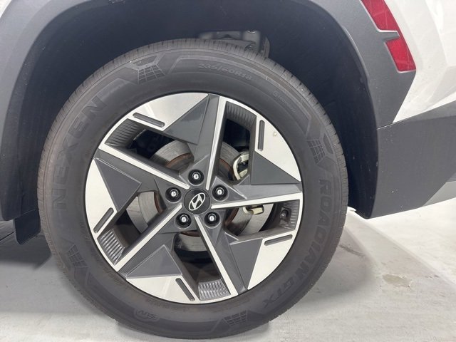 Certified 2025 Hyundai Tucson SEL image 9