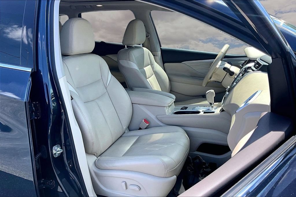 Used 2018 Nissan Murano Platinum w/ Cargo Package FWD image 29