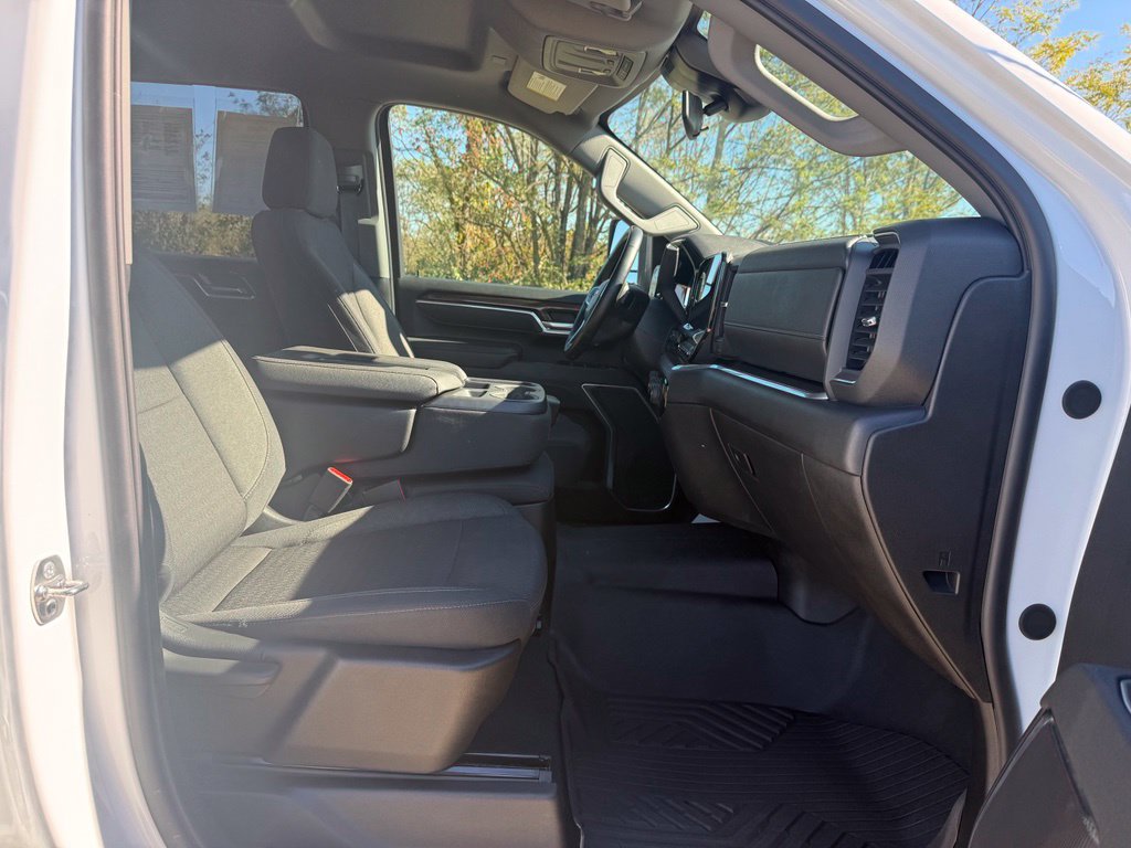 Used 2026 Chevrolet Silverado 2500 LT AWD/4WD image 25
