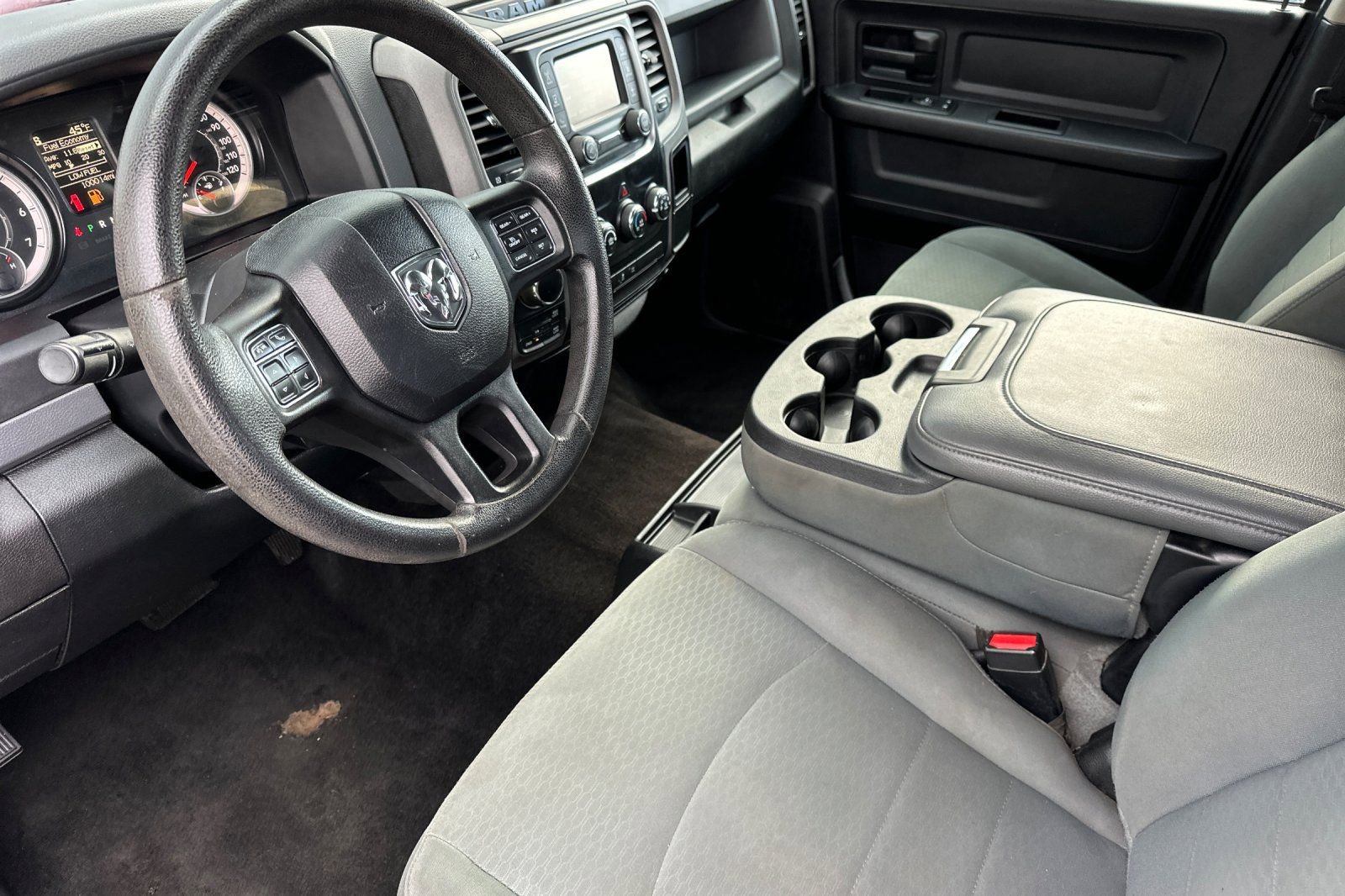 Used 2016 RAM 1500 Express AWD/4WD image 9