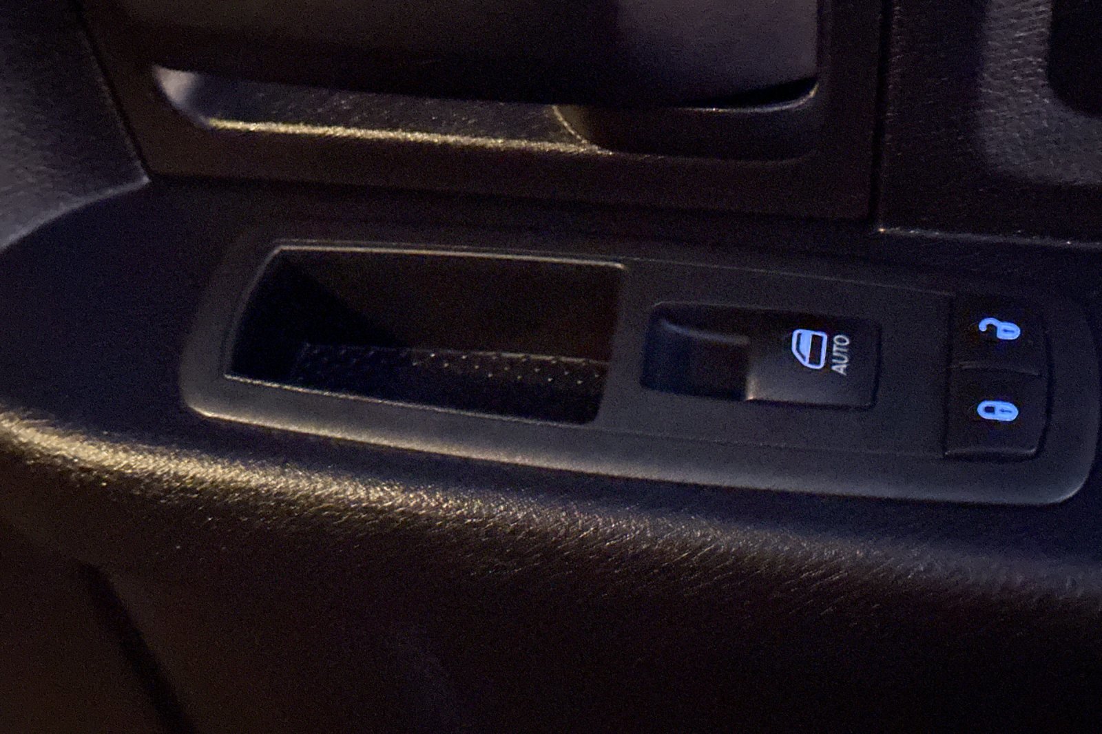 Used 2015 RAM 1500 Tradesman w/ Popular Equipment Group RWD image 19