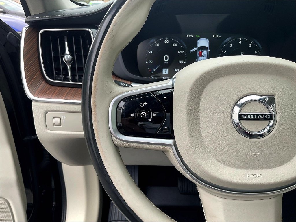 Used 2019 Volvo XC60 T6 Inscription w/ Protection Package AWD/4WD image 12