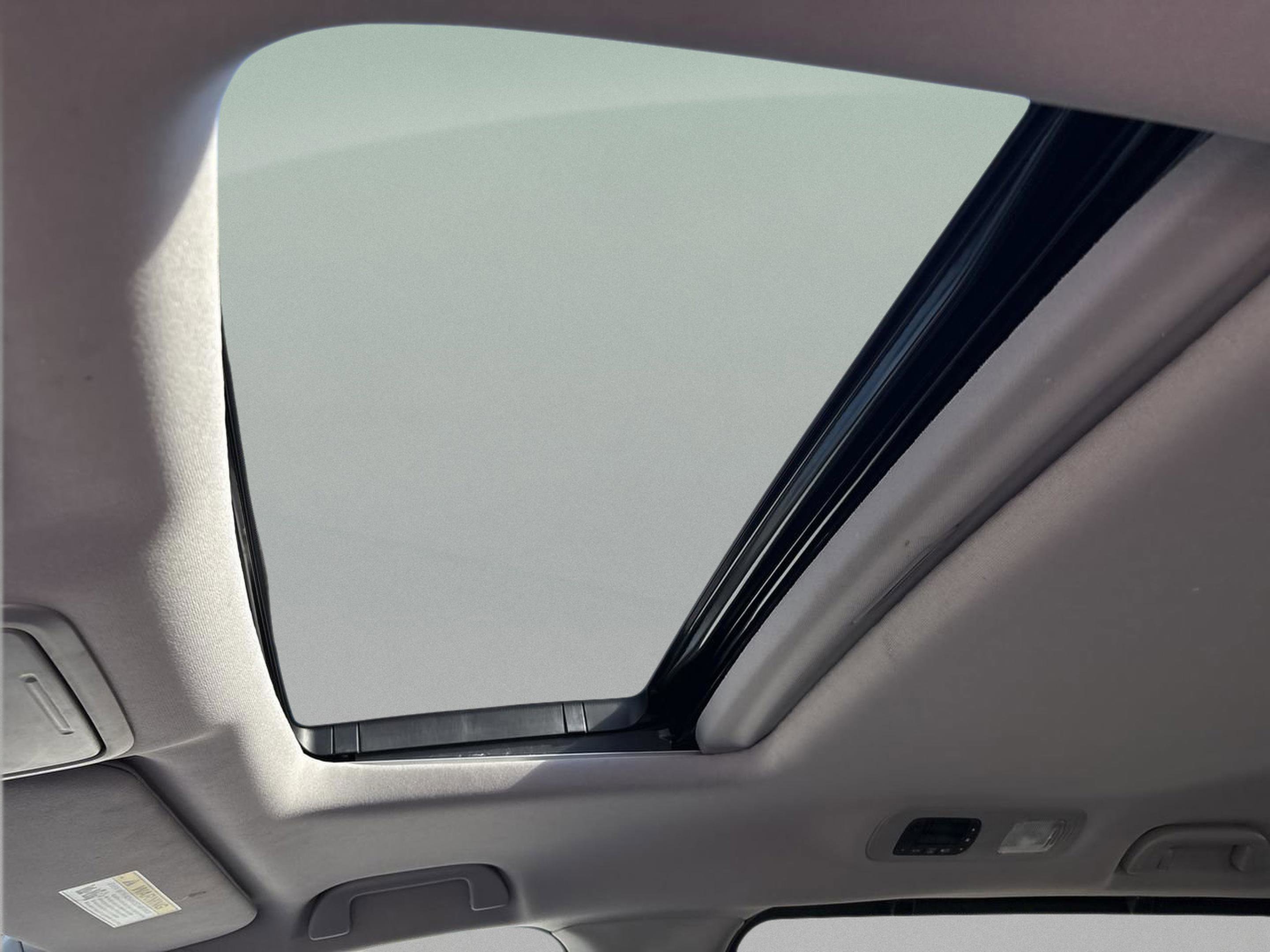 Certified 2024 Honda Odyssey EX-L image 33