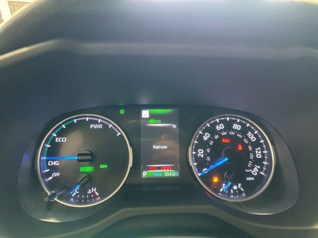 Used 2022 Toyota RAV4 SE w/ SE Grade Weather Package AWD/4WD image 11