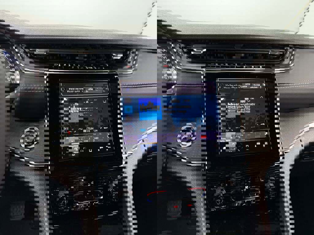 New 2025 Jeep Grand Cherokee Altitude image 34