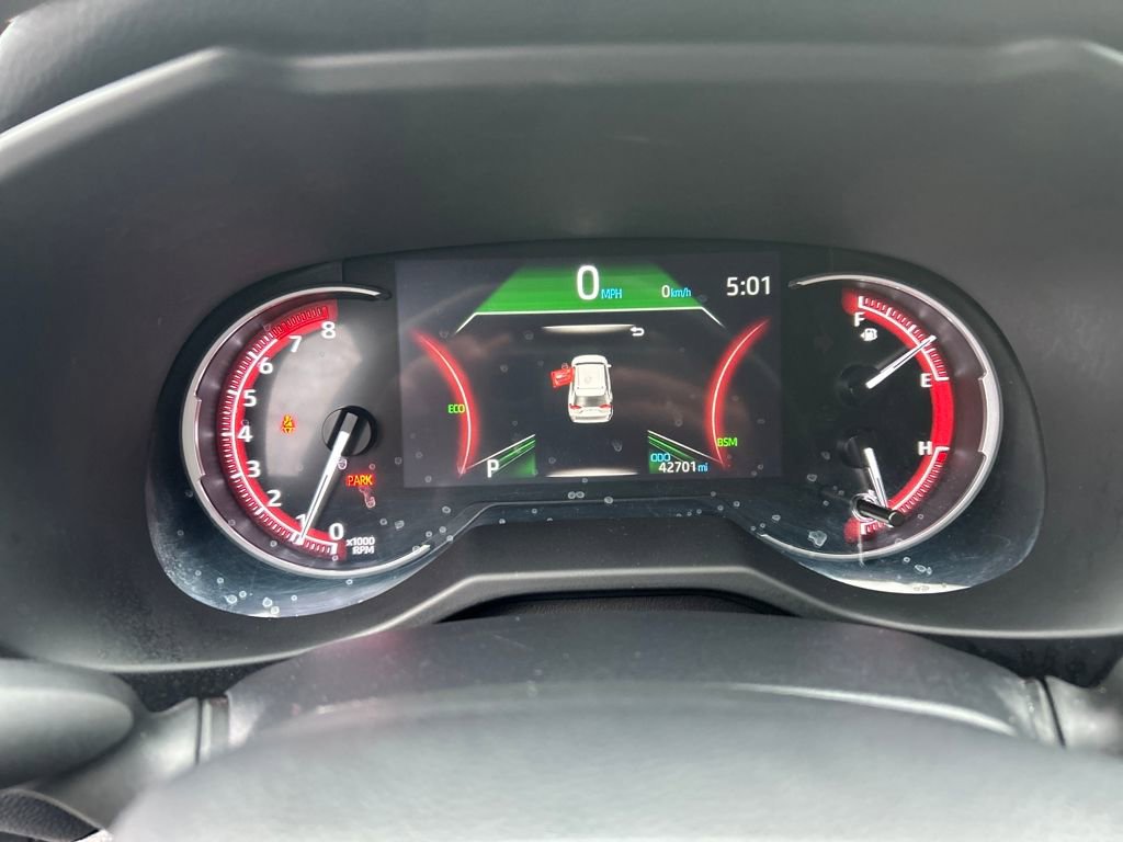 Used 2024 Toyota RAV4 XLE image 20