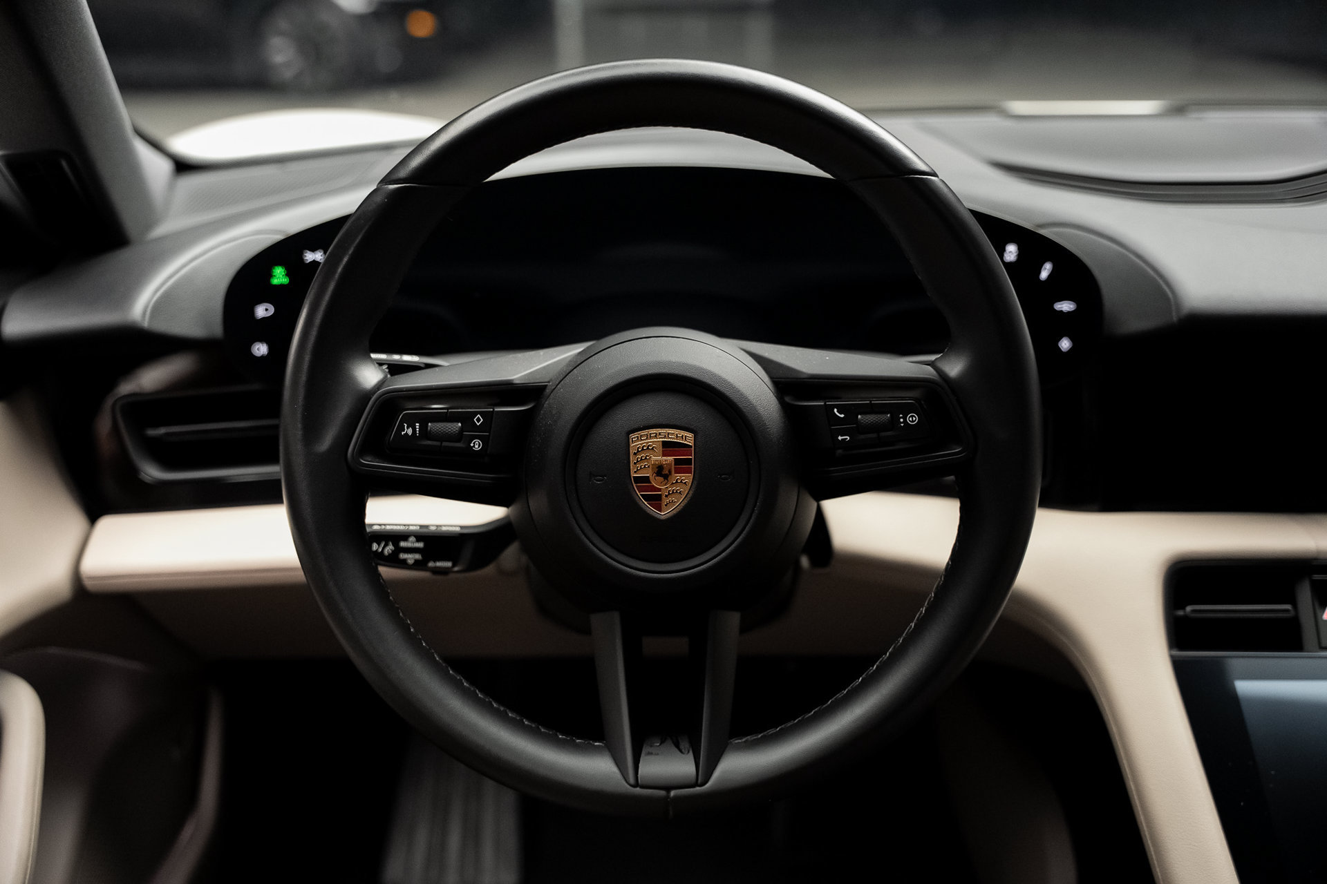 Used 2022 Porsche Taycan 4S AWD/4WD image 40