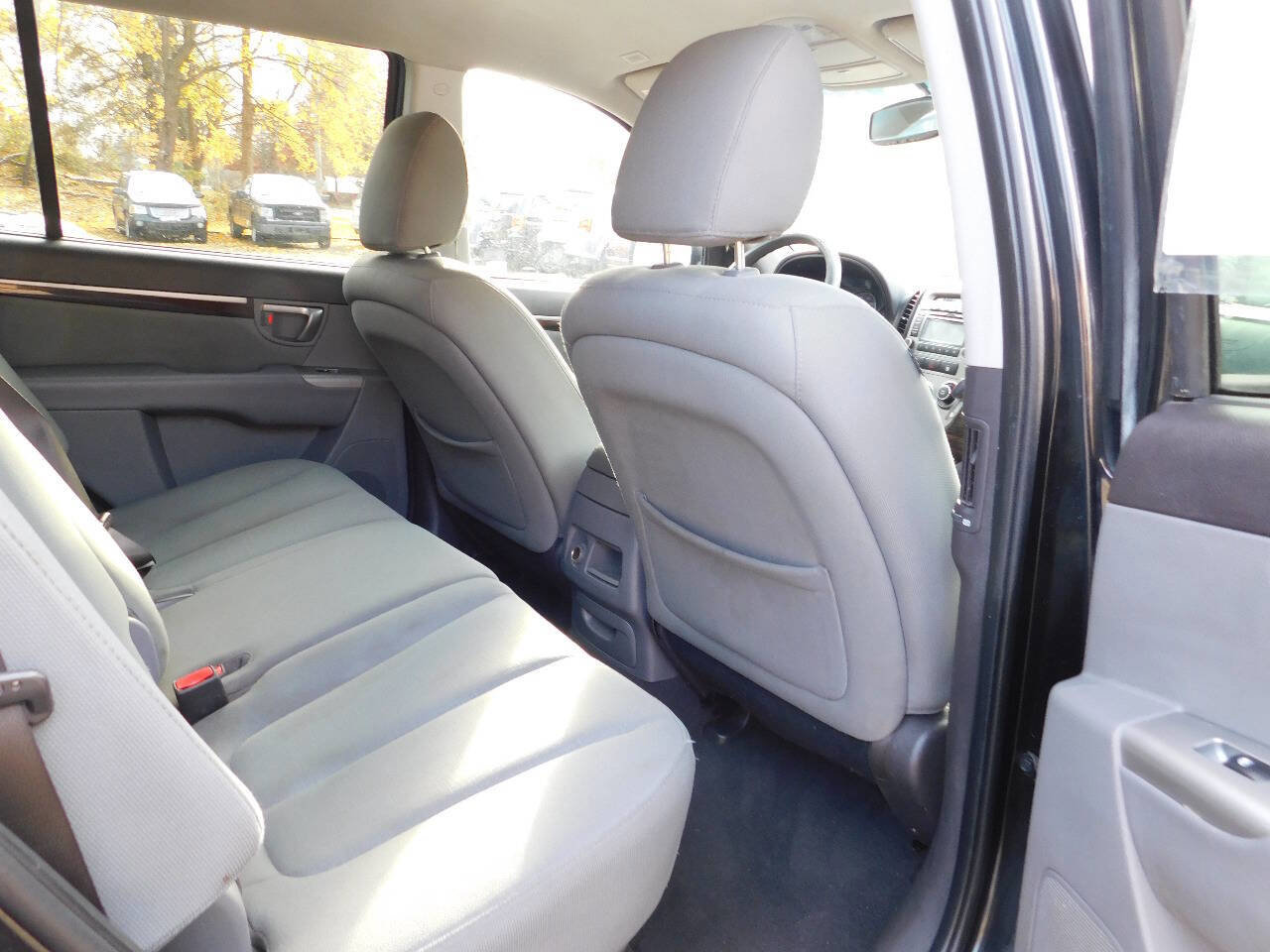 Used 2012 Hyundai Santa Fe GLS image 13