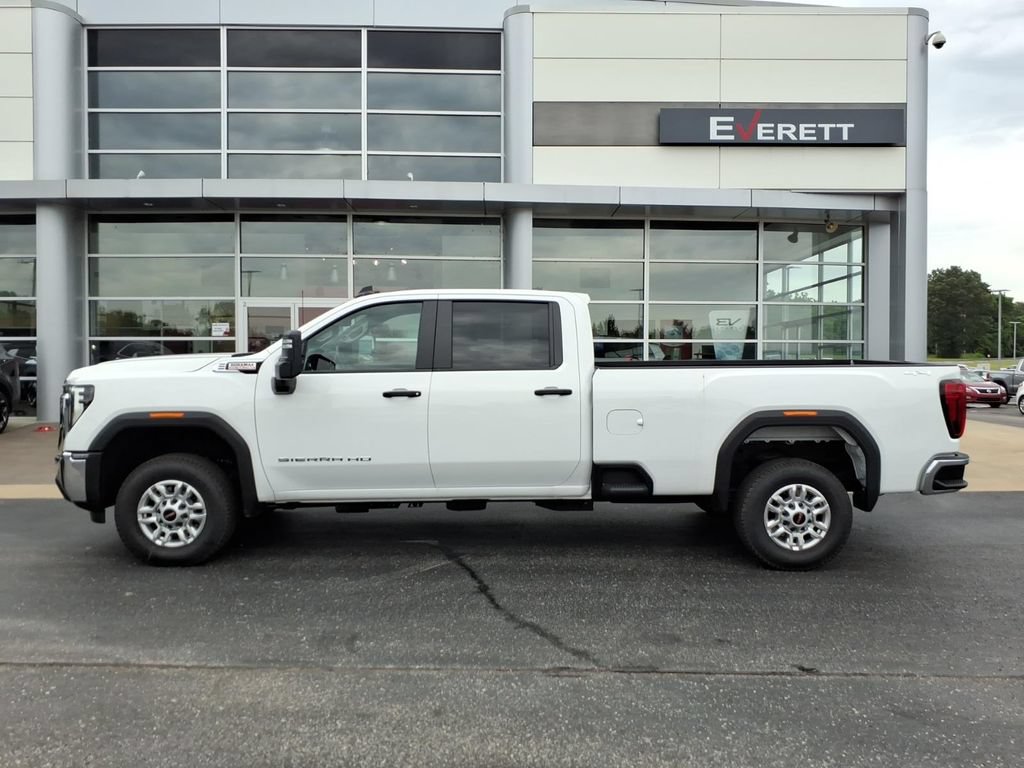 Used 2026 GMC Sierra 2500 Pro AWD/4WD image 4