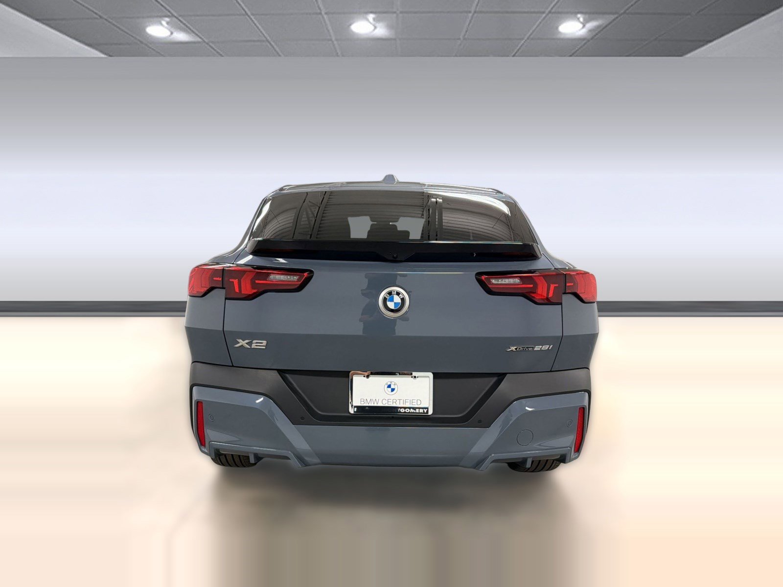 Certified 2025 BMW X2 xDrive28i image 9