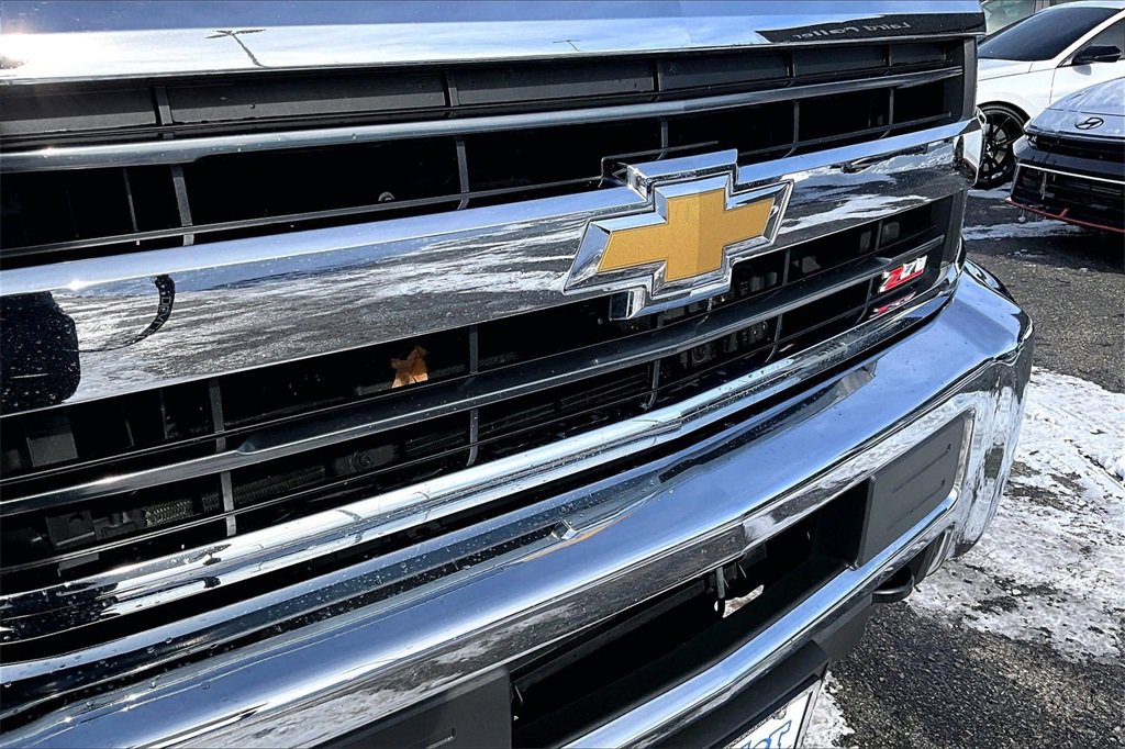 Used 2018 Chevrolet Silverado 2500 LTZ w/ Z71 Package, Off-Road image 29
