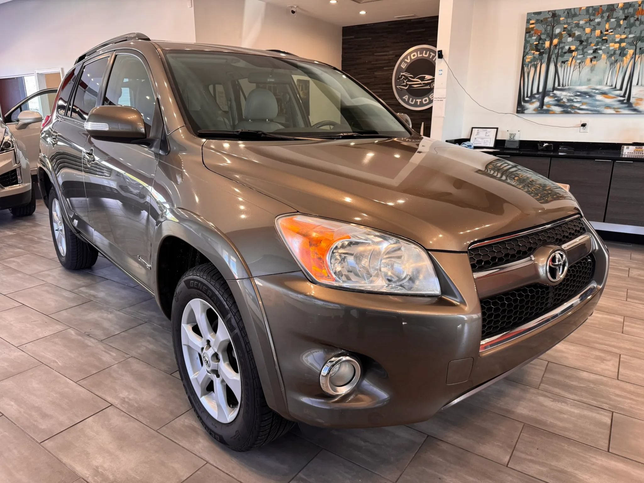 Used 2010 Toyota RAV4 Limited FWD image 3