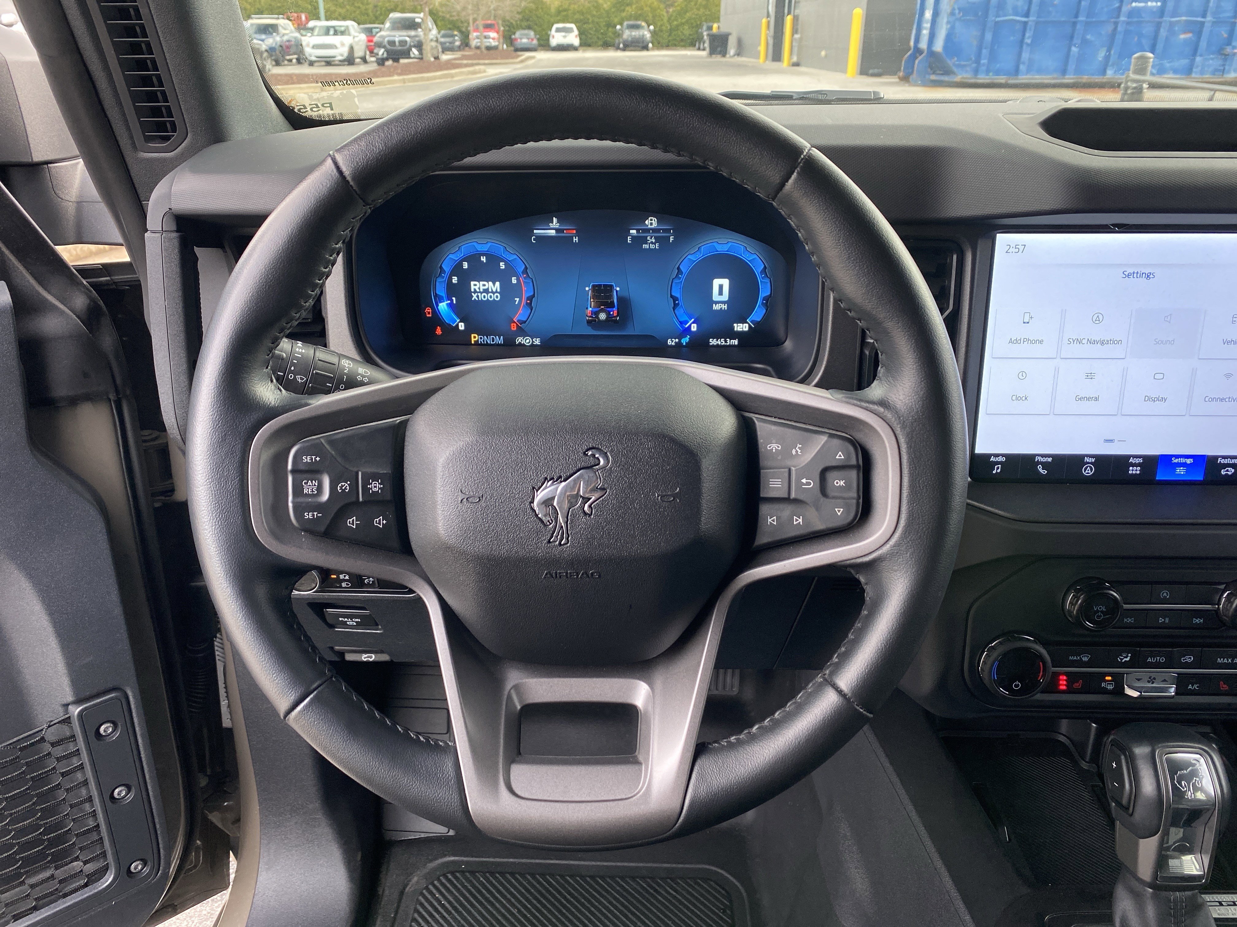 Used 2025 Ford Bronco Big Bend image 11