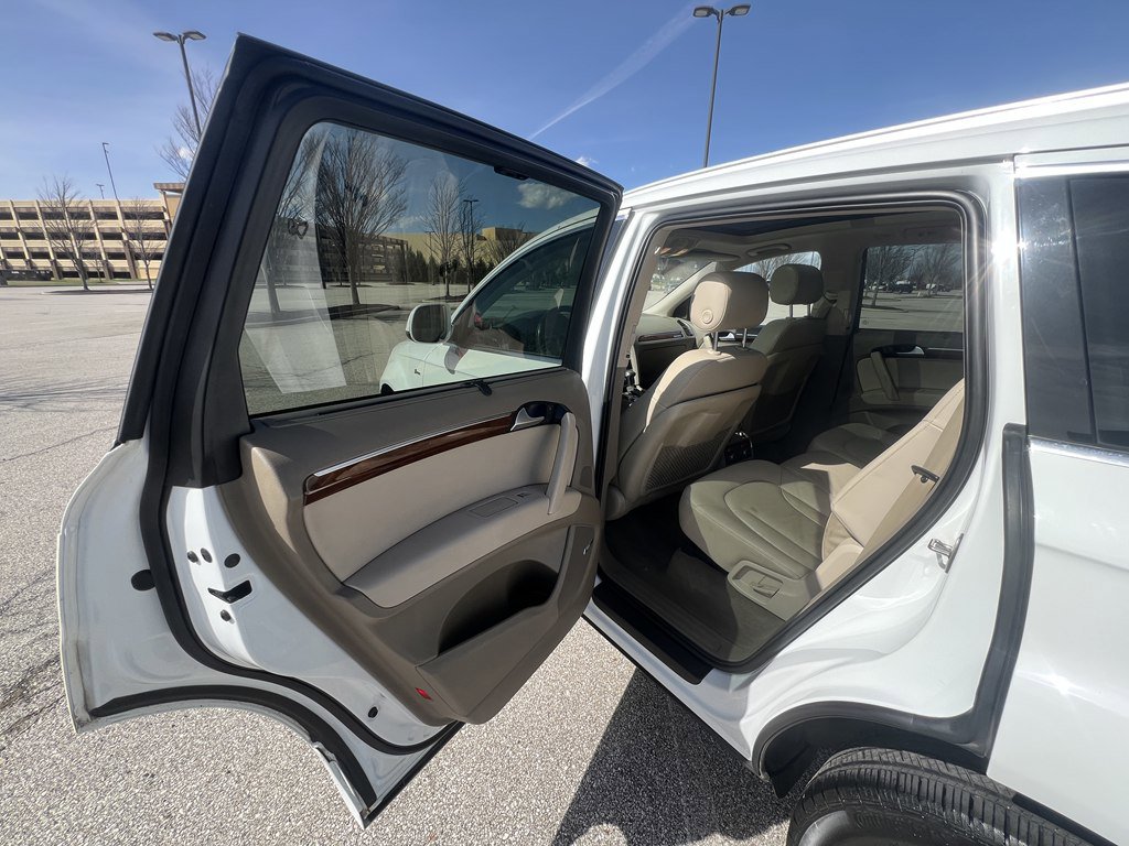 Used 2015 Audi Q7 3.0T Premium Plus w/ Premium Plus Package image 14