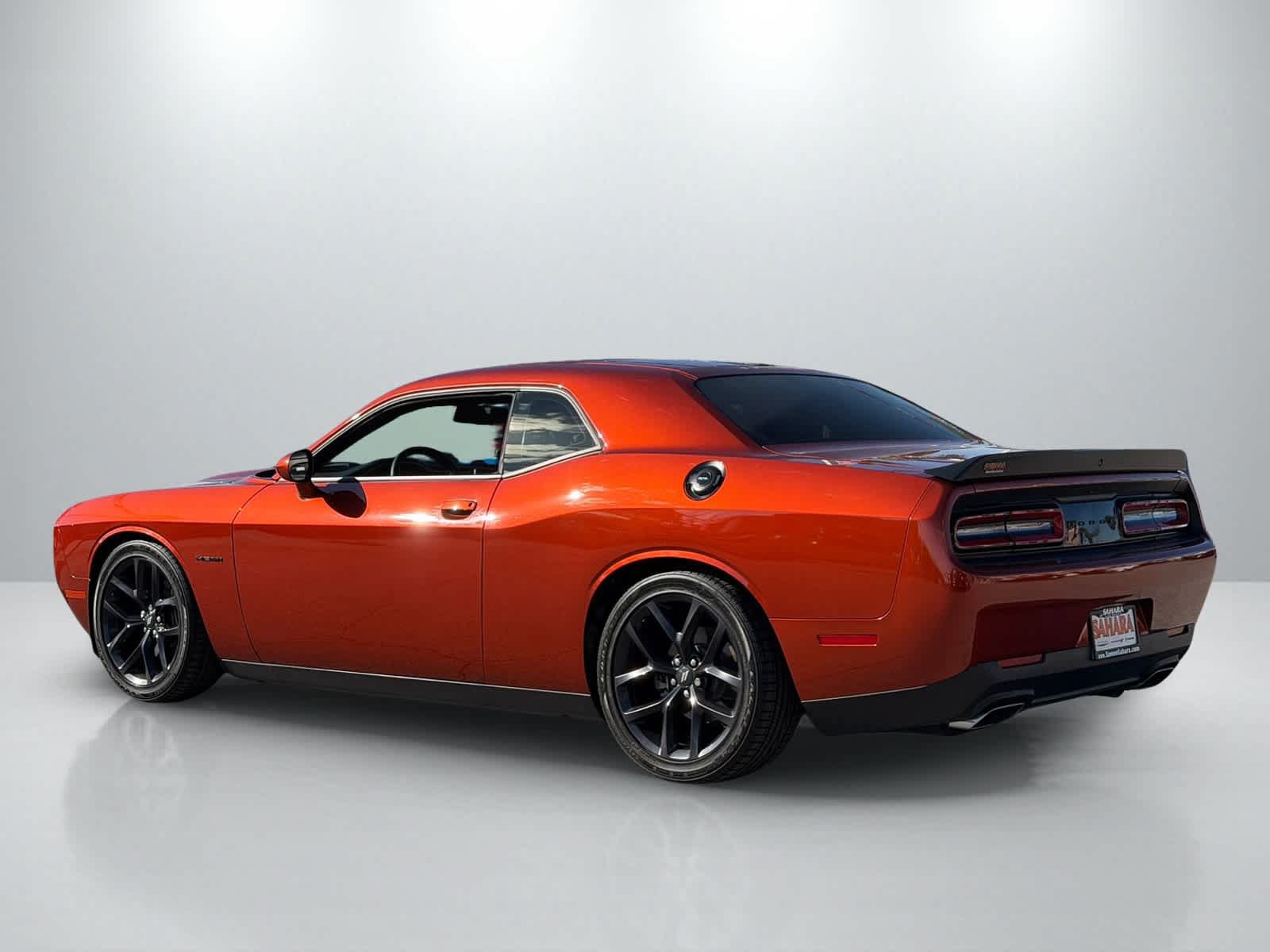 Used 2021 Dodge Challenger R/T w/ Blacktop Package RWD image 4