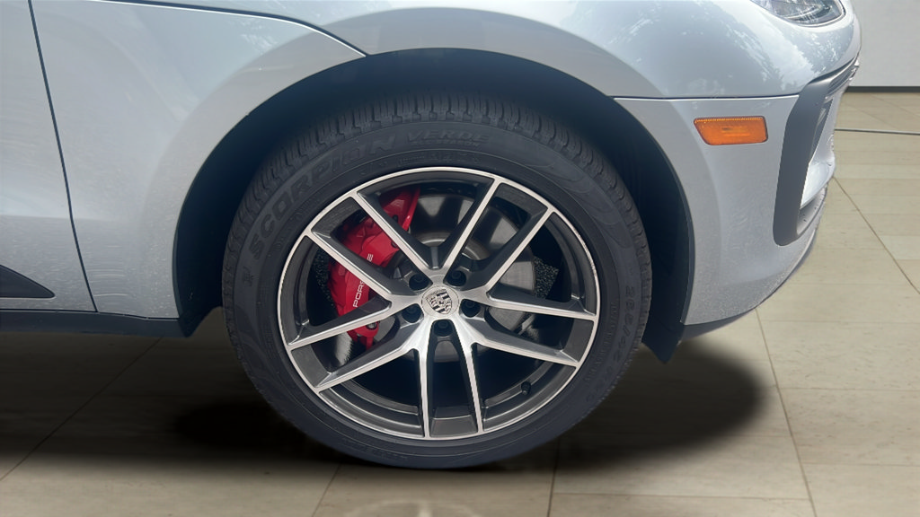 Certified 2025 Porsche Macan S AWD/4WD image 14