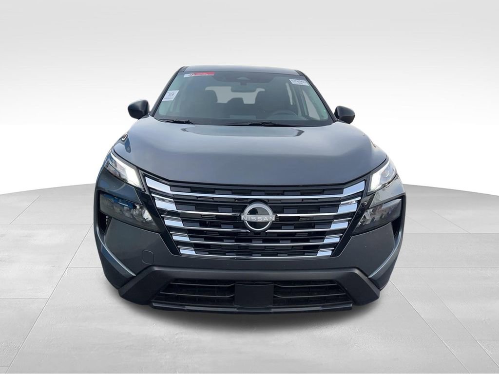 Used 2025 Nissan Rogue S FWD image 36