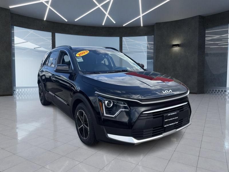 Certified 2023 Kia Niro EX w/ EX Cold Weather Package FWD image 1