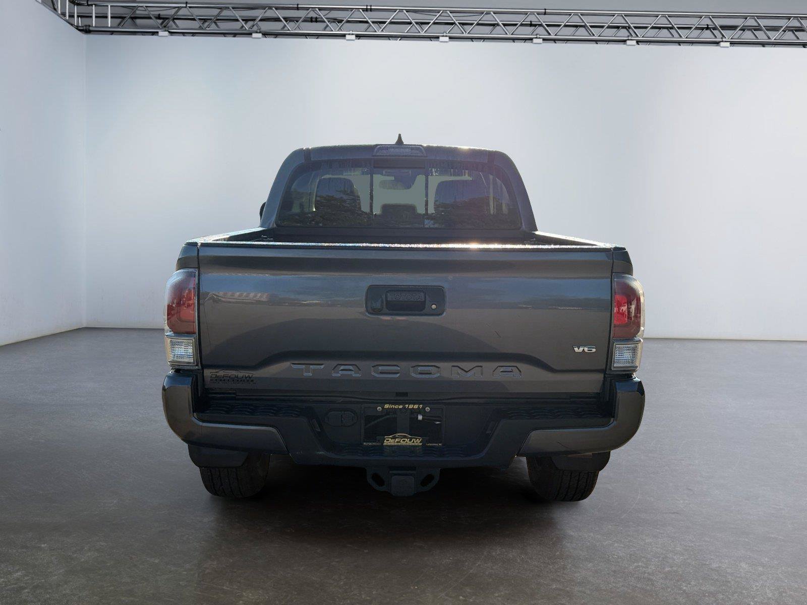 Used 2021 Toyota Tacoma TRD Sport AWD/4WD image 4